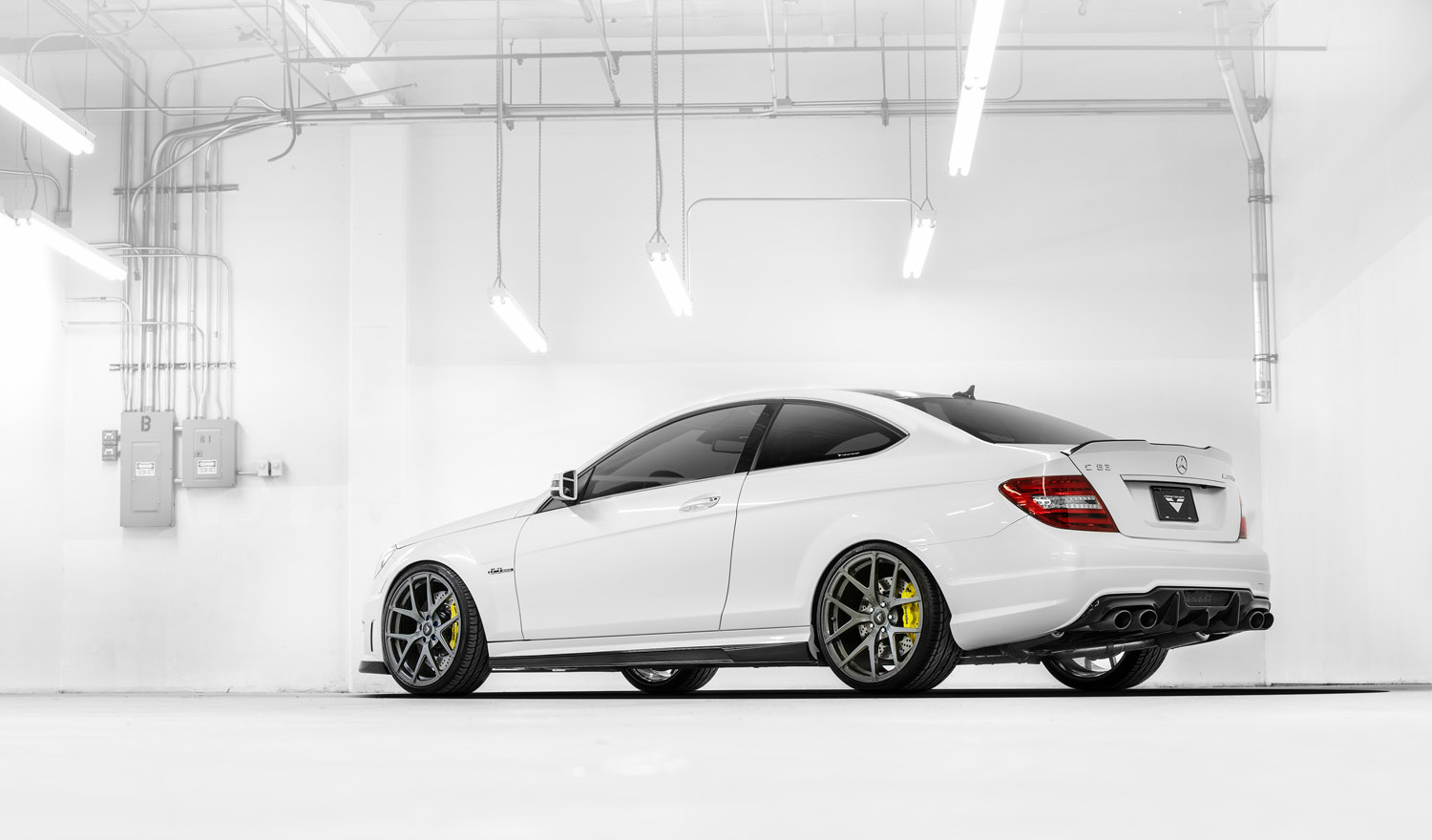 Vorsteiner Mercedes C63 AMG