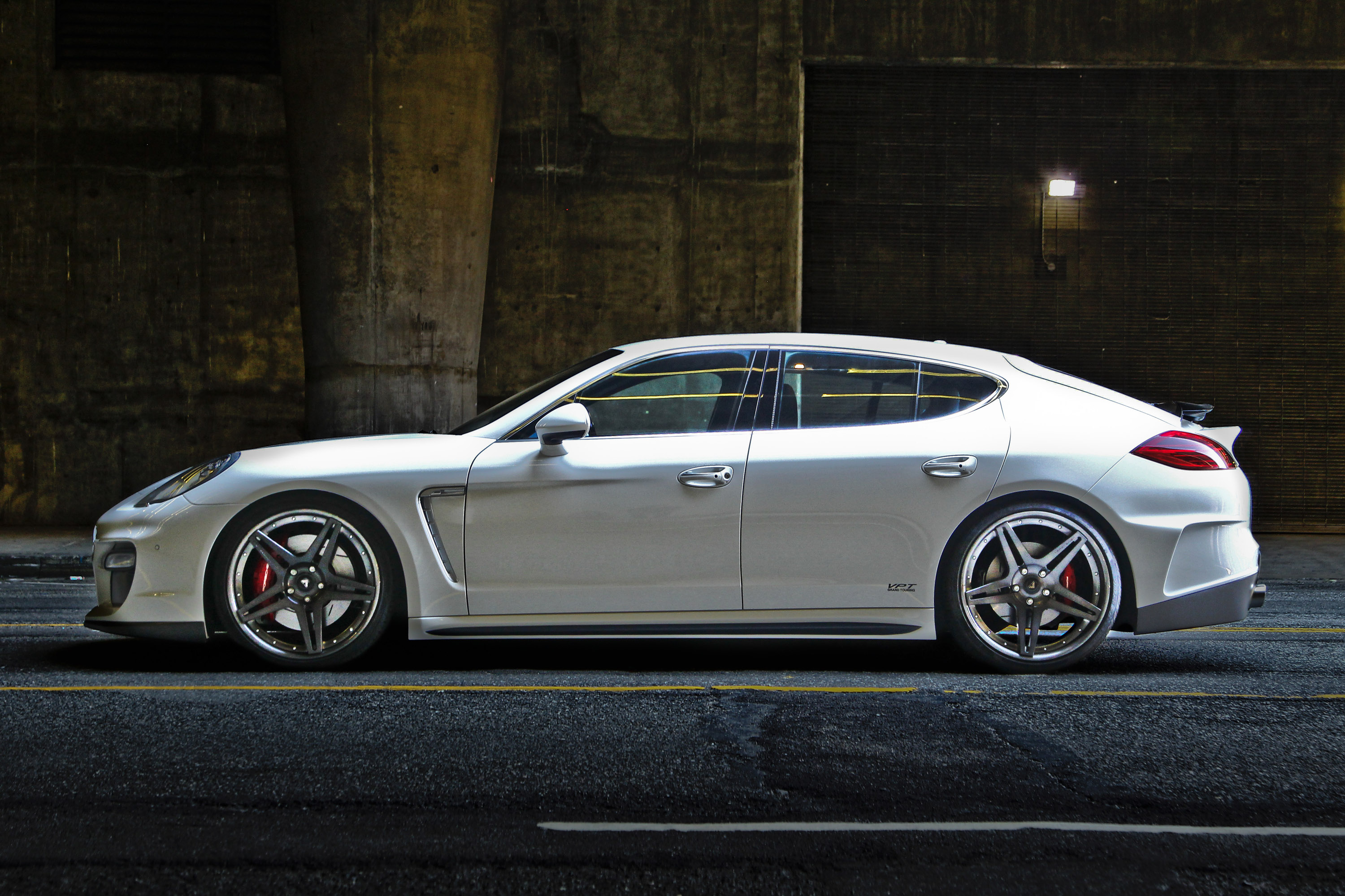 Vorsteiner Porsche V-PT Panamera