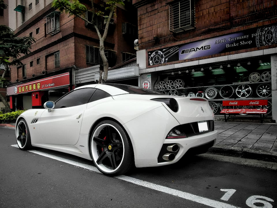 Vorsteiner V-309 Ferrari California