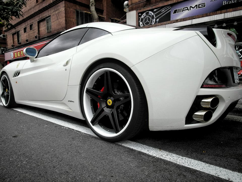 Vorsteiner V-309 Ferrari California