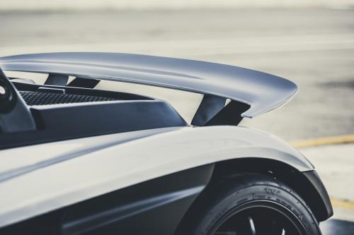 VUHL 05 (2013) - picture 17 of 20