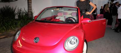 VW Beetle Convertible Barbie Edition (2010) - picture 4 of 4