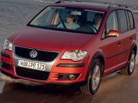 Volkswagen Crosstouran (2007) - picture 2 of 3