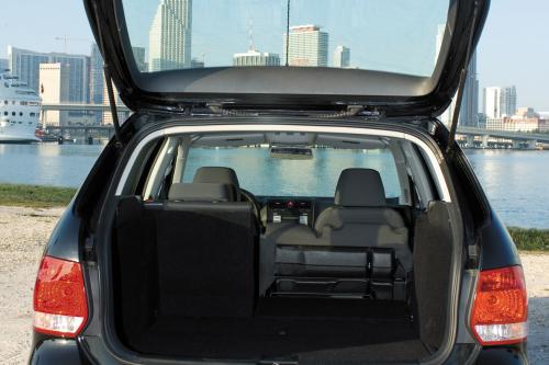 Volkswagen Jetta Sportwagen (2009) - picture 8 of 8