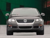 thumbnail image of Volkswagen Passat 3.6 L