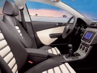 Volkswagen Passat Design Package (2005)