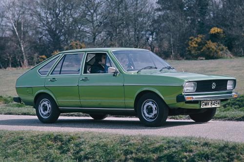 Volkswagen Passat I (1974) - picture 1 of 2