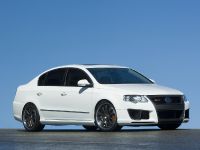 Volkswagen Passat R GT (2005) - picture 1 of 4