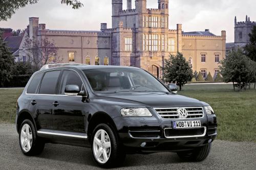 Volkswagen Touareg W12 (2005) - picture 1 of 4