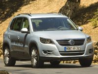 Volkswagen Tiguan HyMotion (2008) - picture 1 of 6