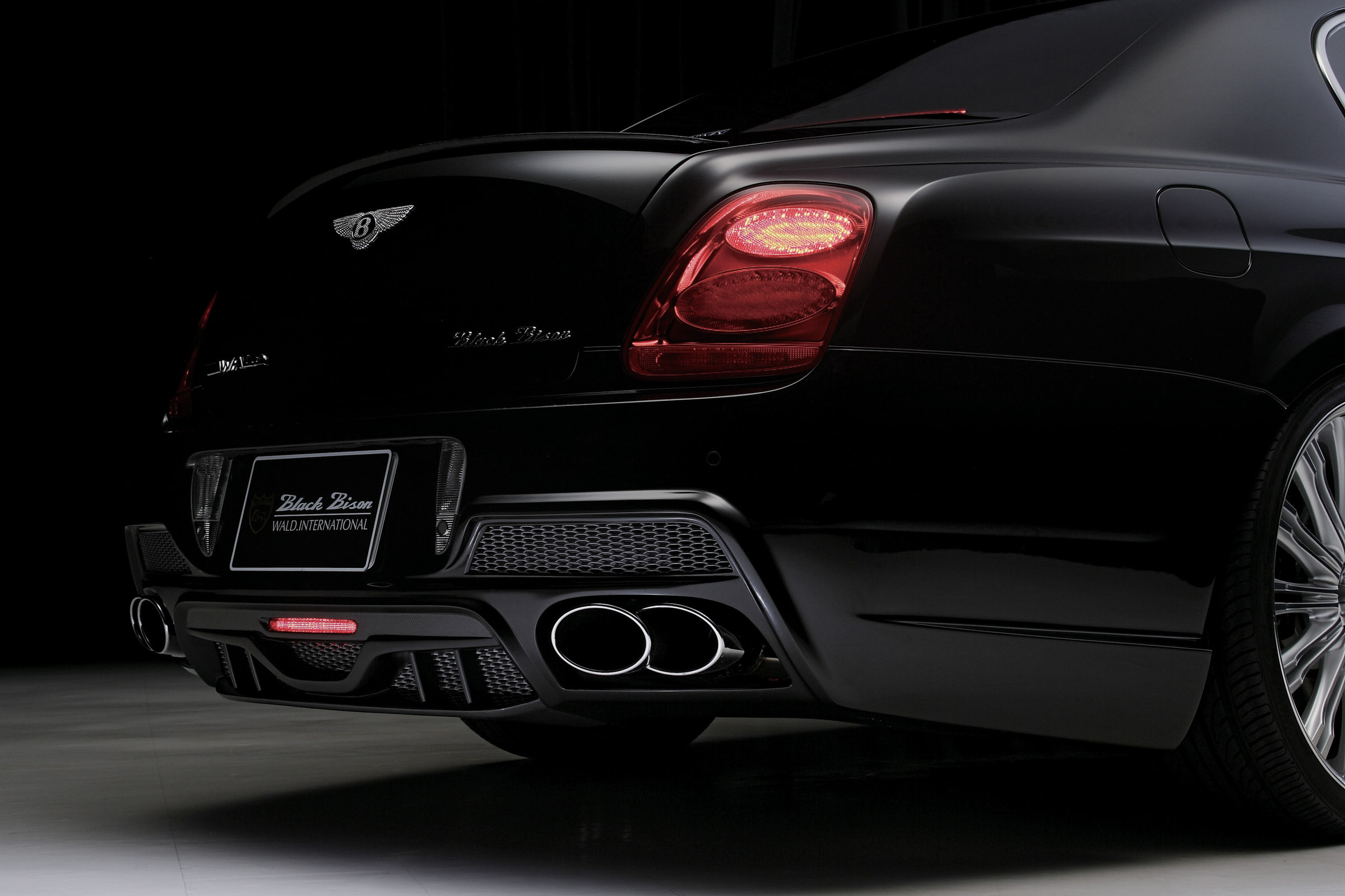 WALD Bentley Continental Flying Spur Black Bison Edition