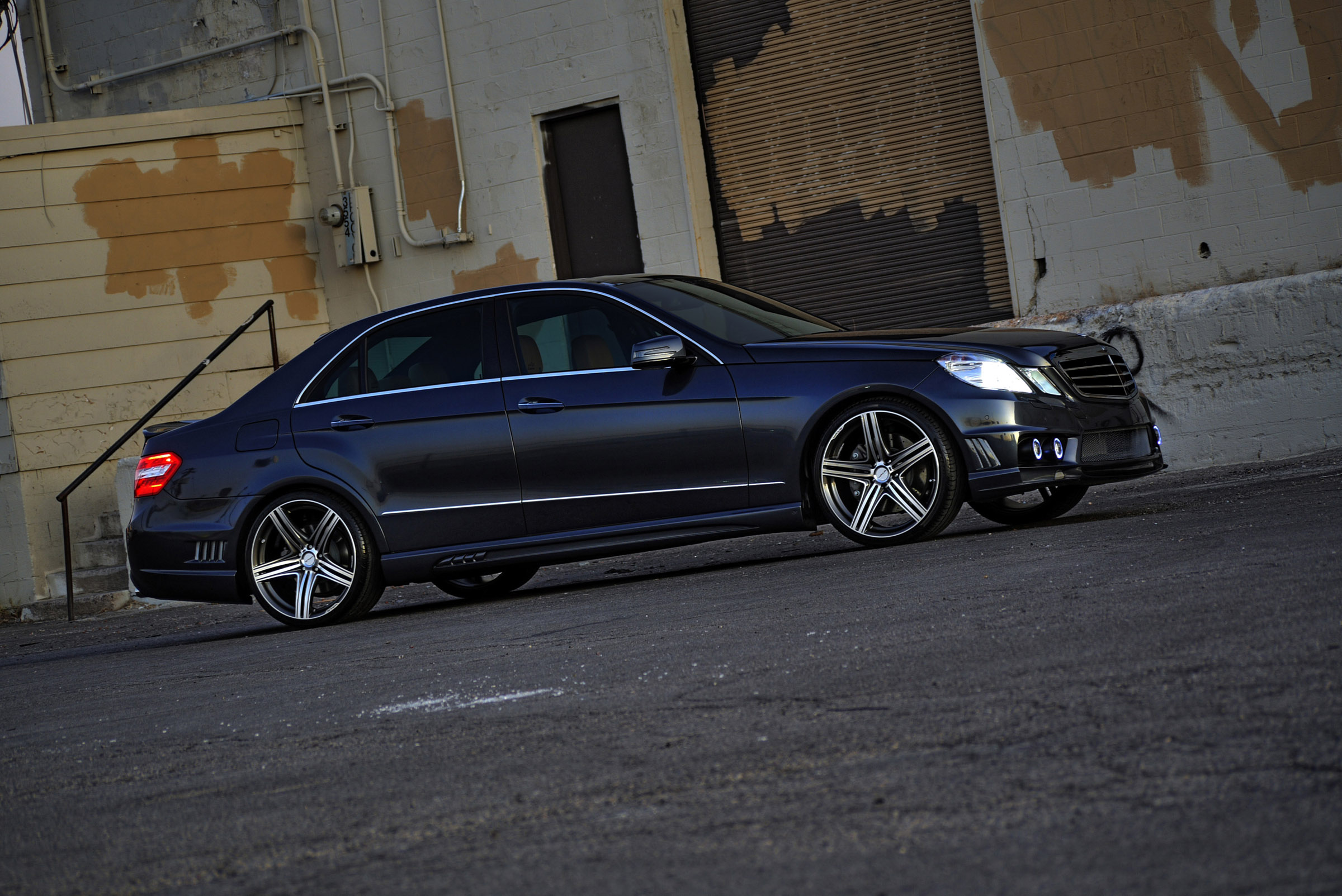 WALD Nercedes-Benz E-Class Sports Line Black Bison Edition