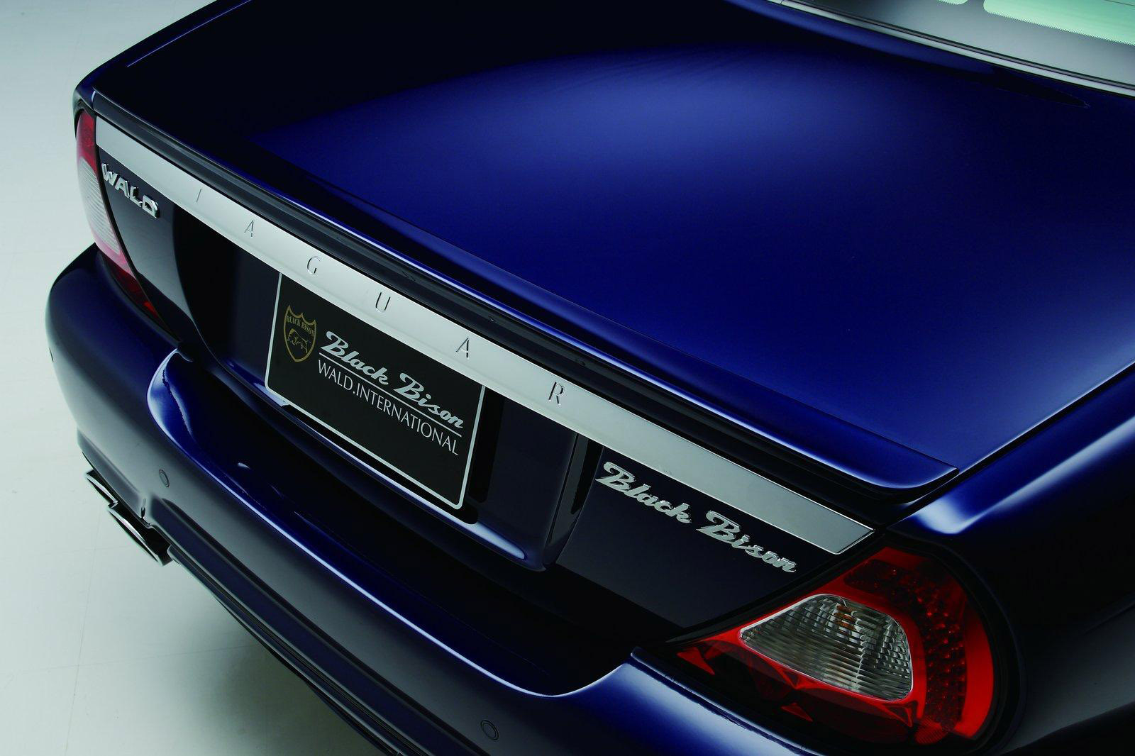 Wald  Jaguar XJ X350 Black Bison Edition