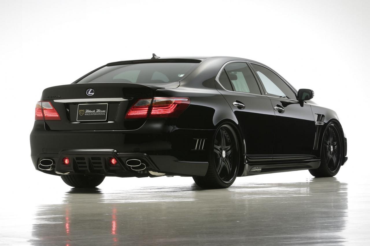 Wald Lexus LS600h Black Bison Edition