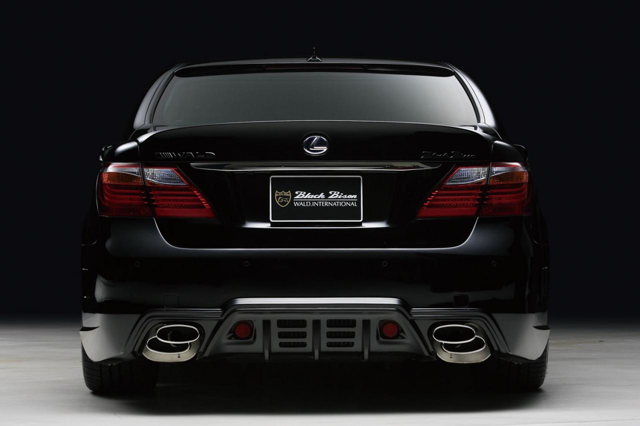 Wald Lexus LS600h Black Bison Edition