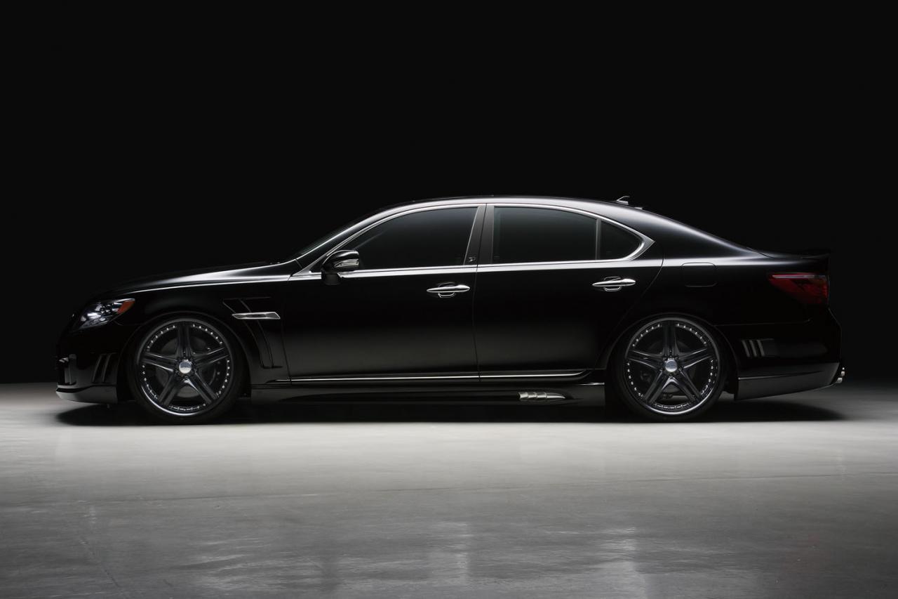 Wald Lexus LS600h Black Bison Edition