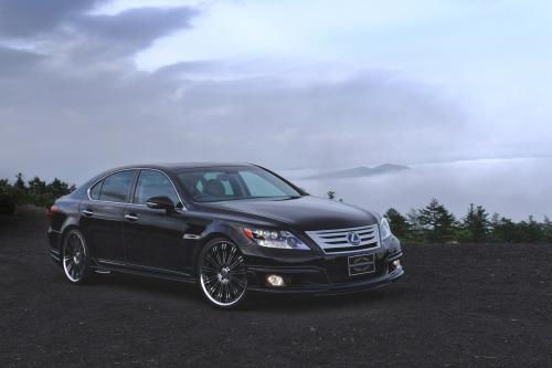 WALD Lexus LS600h Exucutive Line (2010) - picture 16 of 37