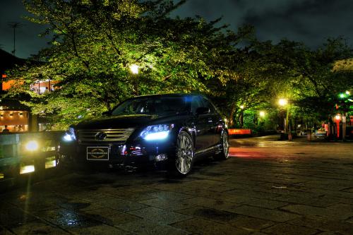 WALD Lexus LS600h Exucutive Line (2010) - picture 17 of 37