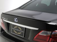 WALD Lexus LS600h Exucutive Line (2010)
