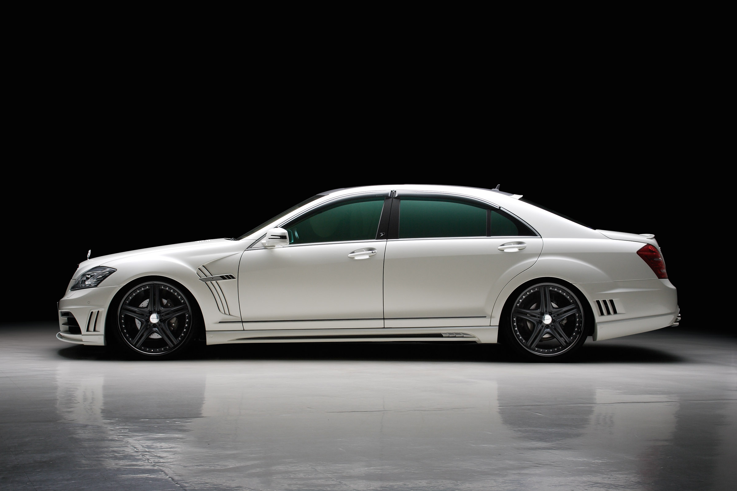 WALD Mercedes-Benz S-Class Sports Line Black Bison Edition