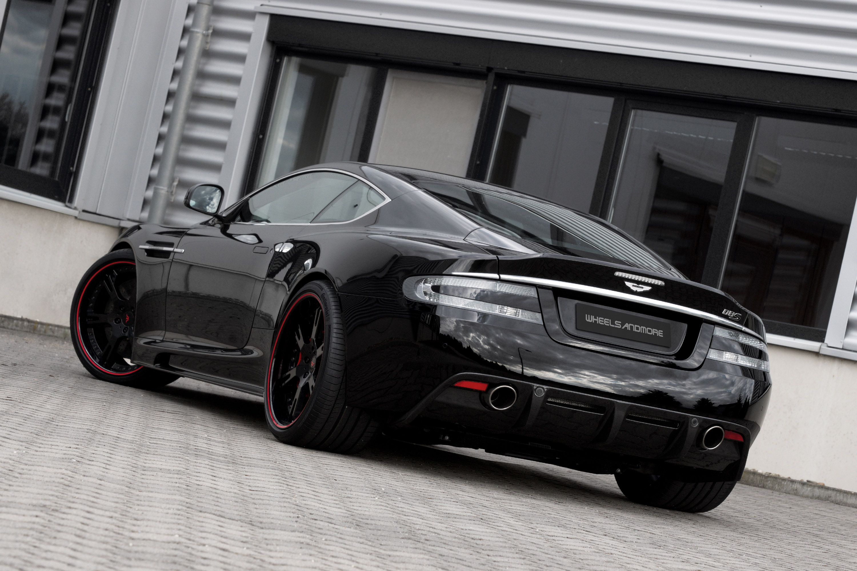 Wheelsandmore Aston Martin DBS