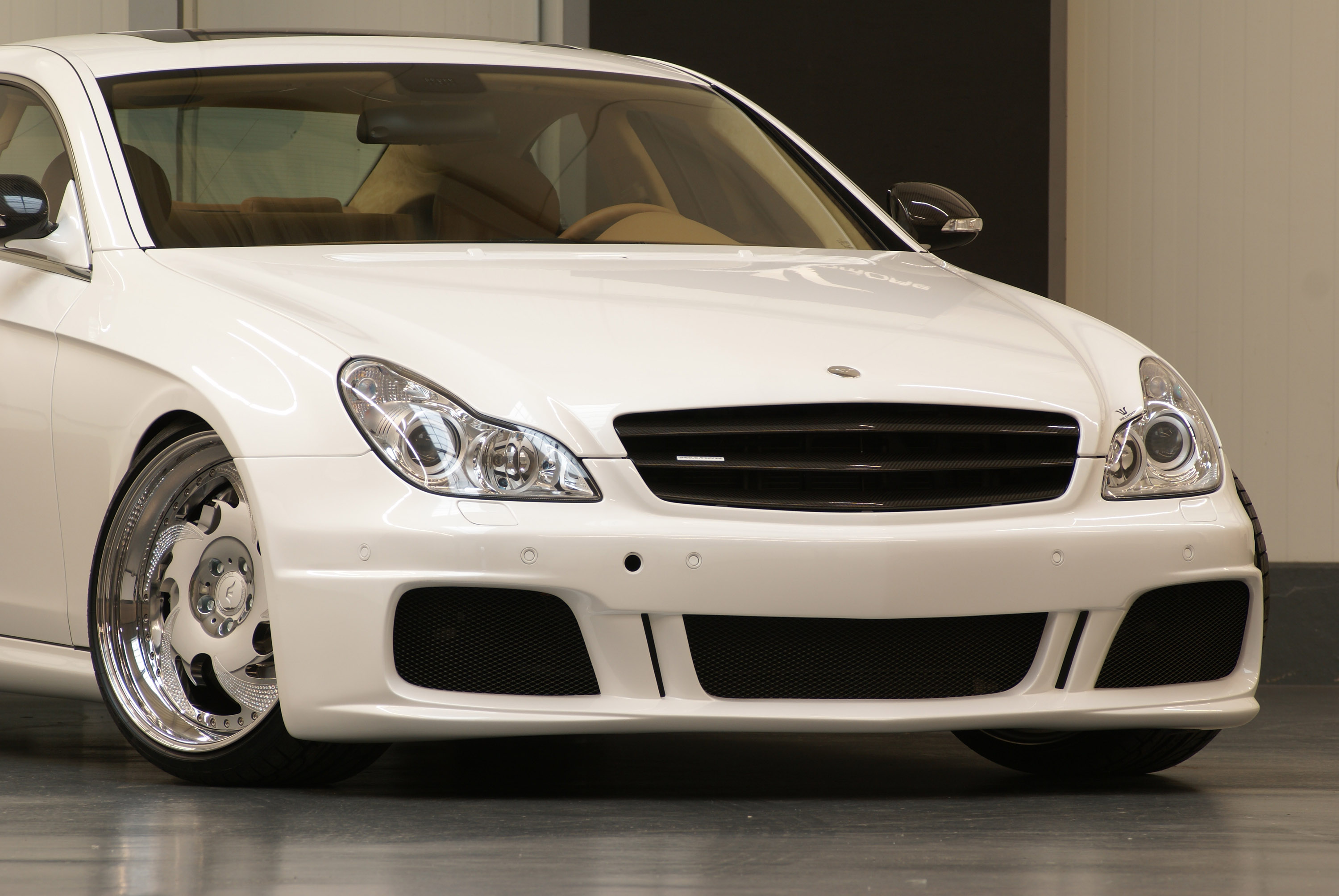 Wheelsandmore Mercedes-Benz CLS White Label