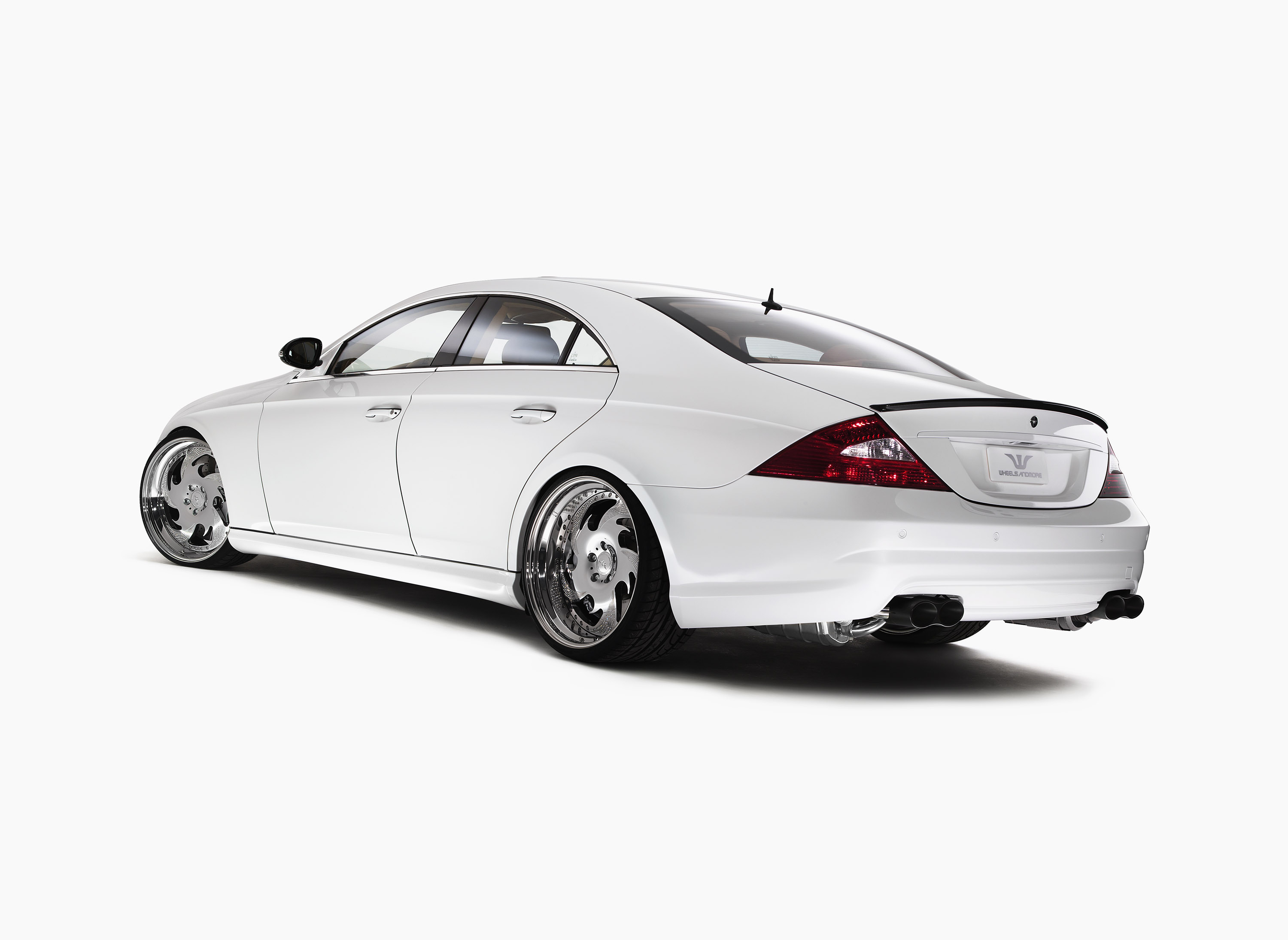 Wheelsandmore Mercedes-Benz CLS White Label