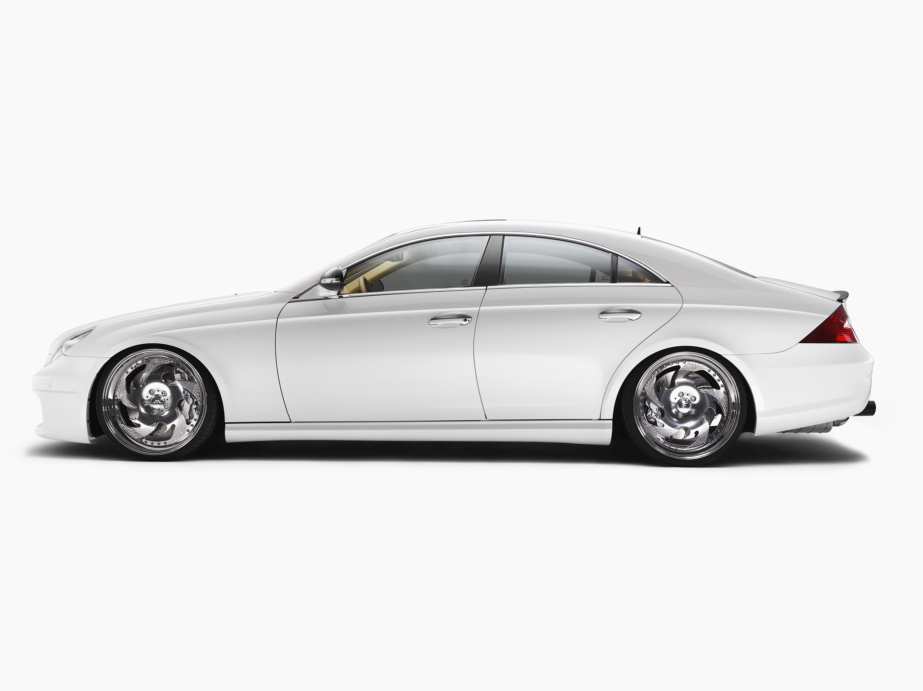 Wheelsandmore Mercedes-Benz CLS White Label