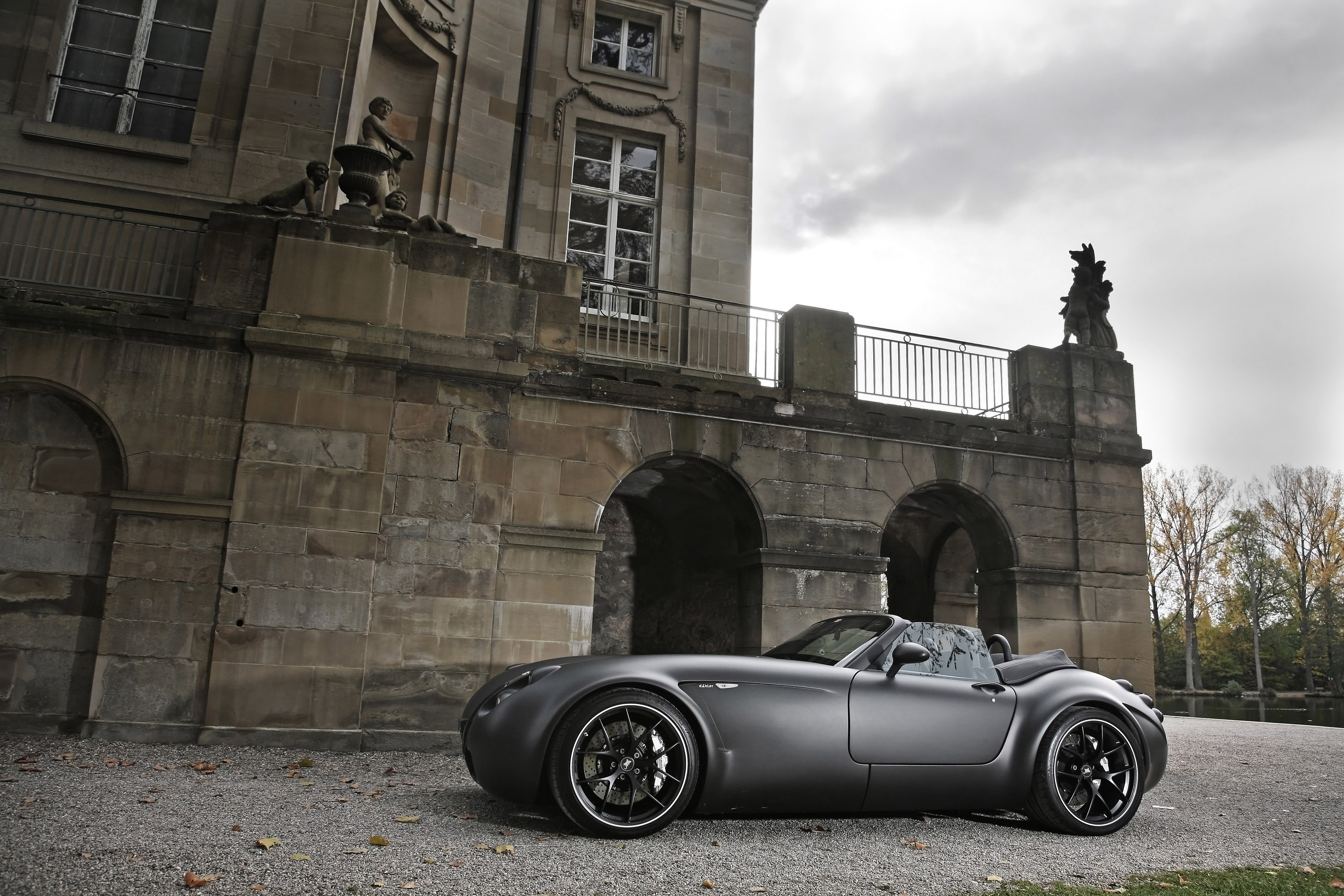 Wiesmann Black Bat