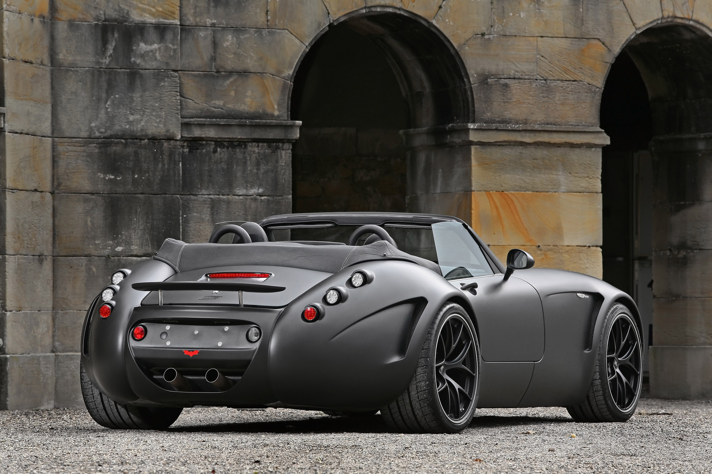 Wiesmann Black Bat