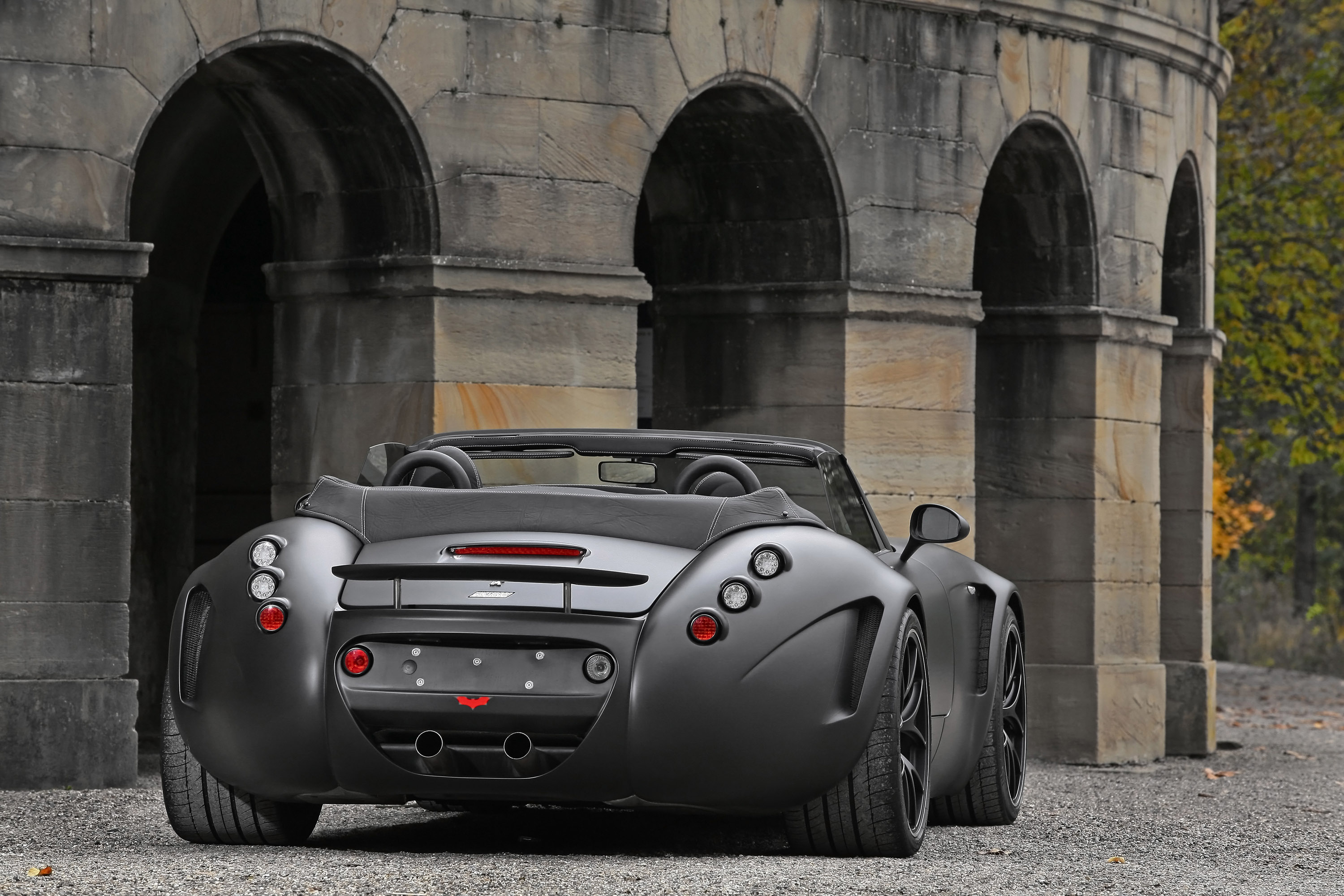 Wiesmann Black Bat