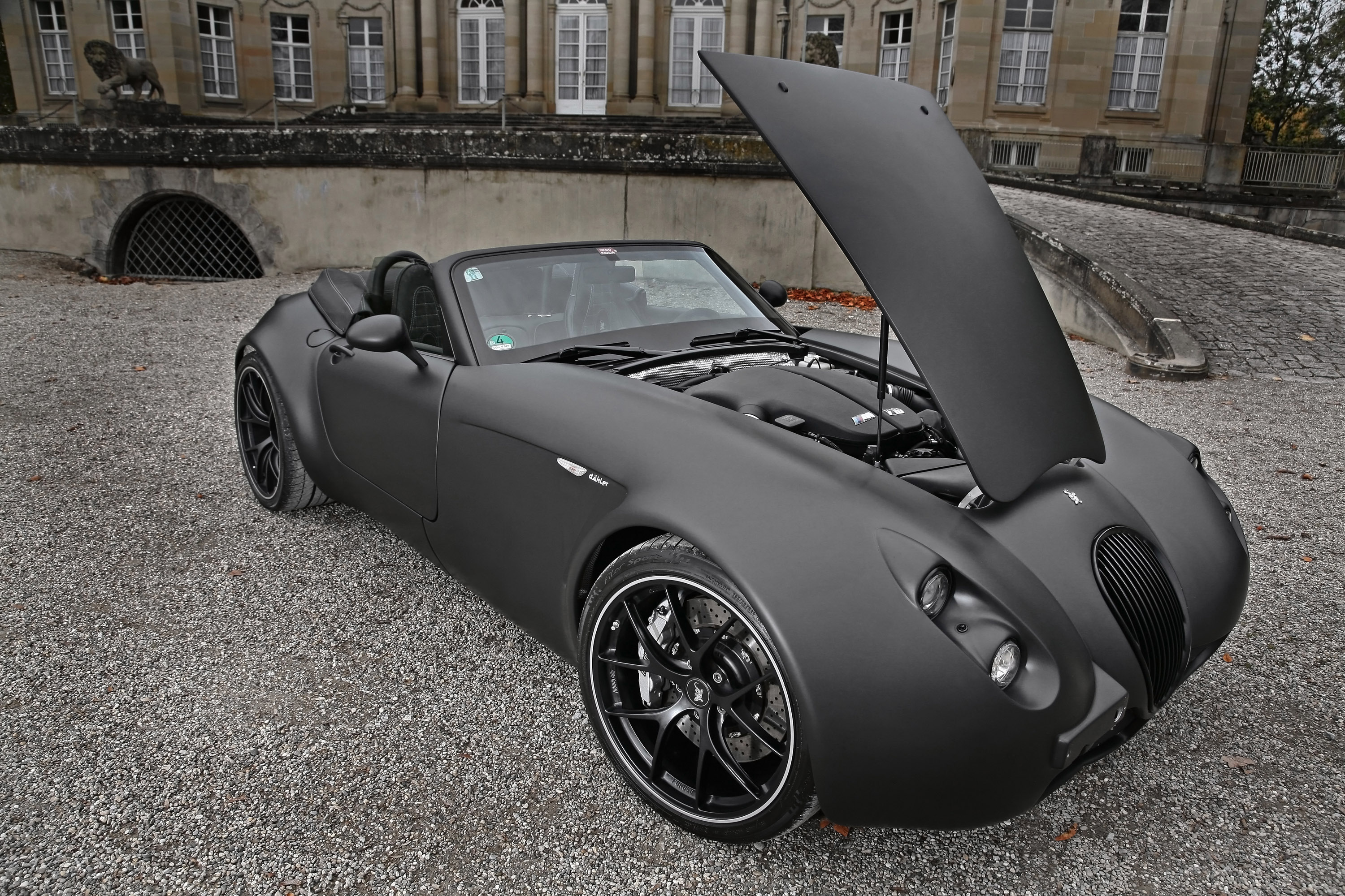 Wiesmann Black Bat