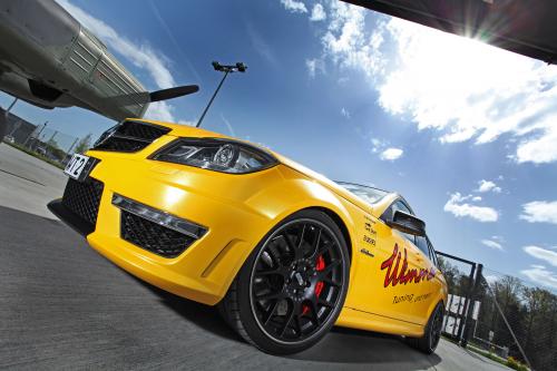 Wimmer Rennsporttechnik Mercedes-Benz C 63 AMG (2012) - picture 8 of 13