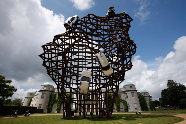 Land Rover Stands 40 Foot High At Goodwood