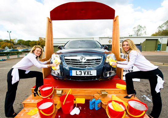 Vauxhall Insignia light shine service