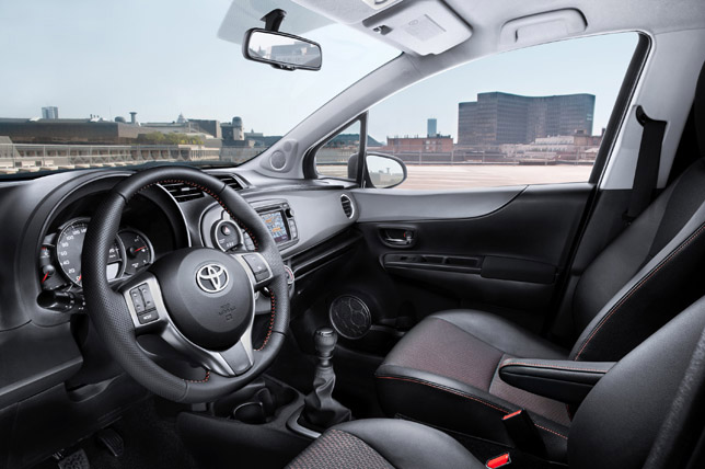 2012 Toyota Yaris Interior