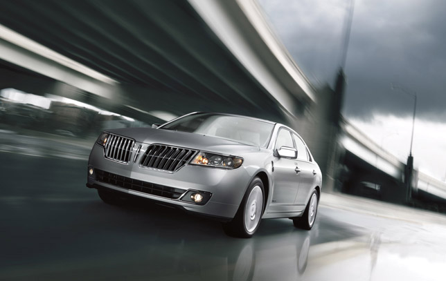 2011 Lincoln MKZ Hybrid - Front Angle