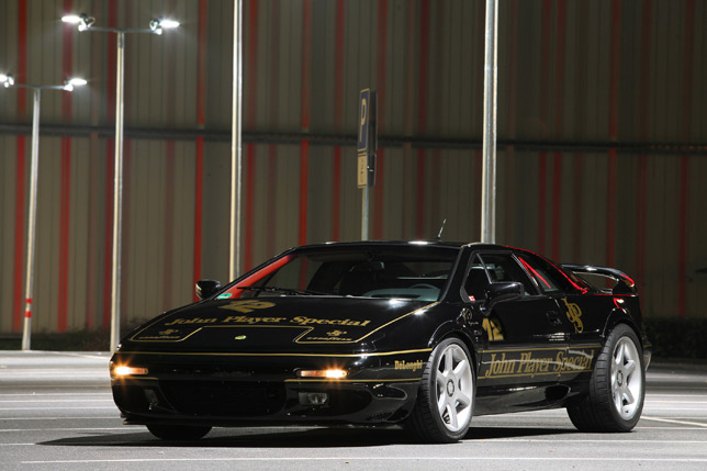 Lotus Esprit V8 by Cam Shaft