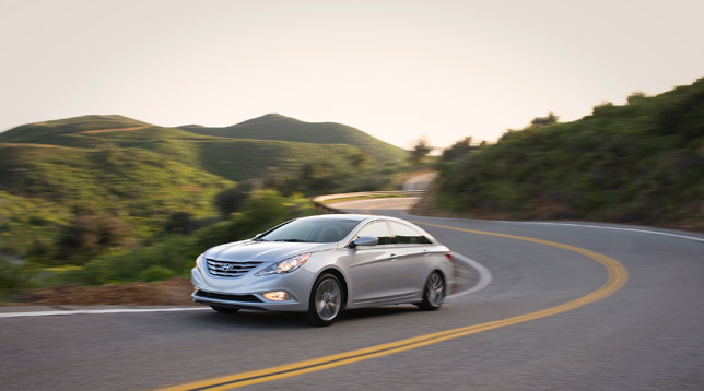 Hyundai Sonata 2.0T (2013)