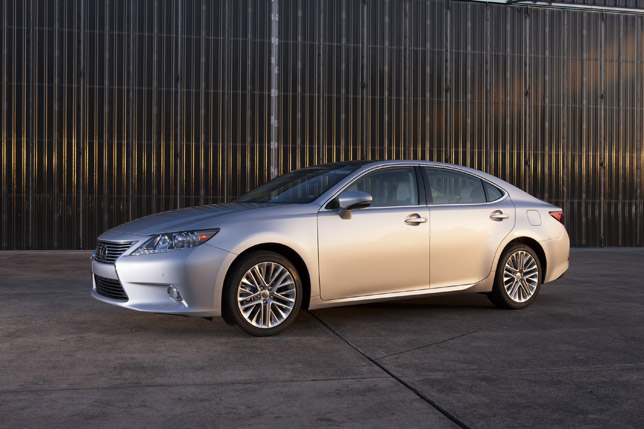 2013 Lexus ES 300h Hybrid