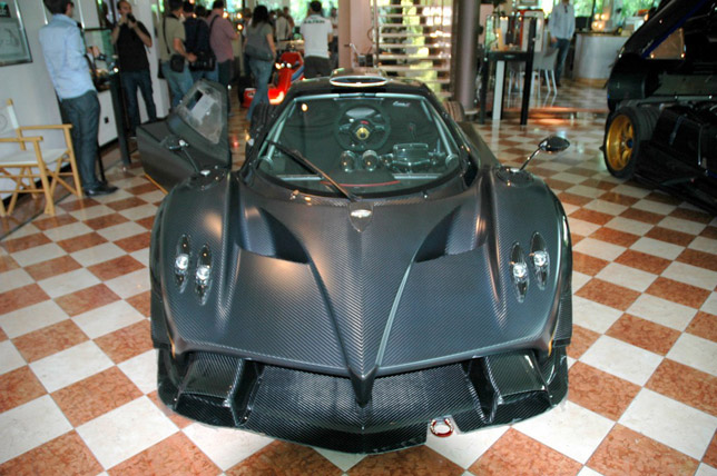 Pagani Zonda R Evo