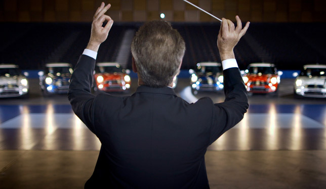 The London Philharmonic Orchestra in MINIs 