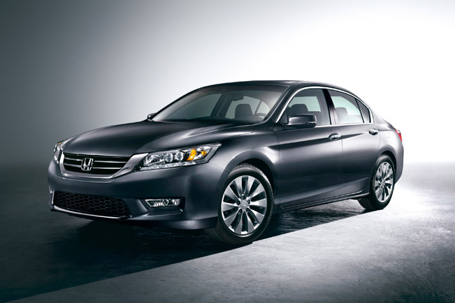 2013-Honda-Accord-medium-1