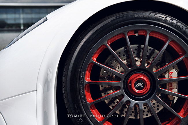 McLaren Bespoke Project 8 - Wheel