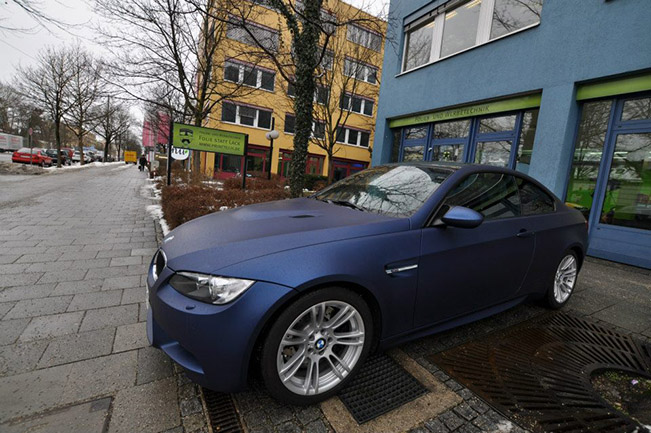 BMW E92 M3 Saphir Matt - Side Angle