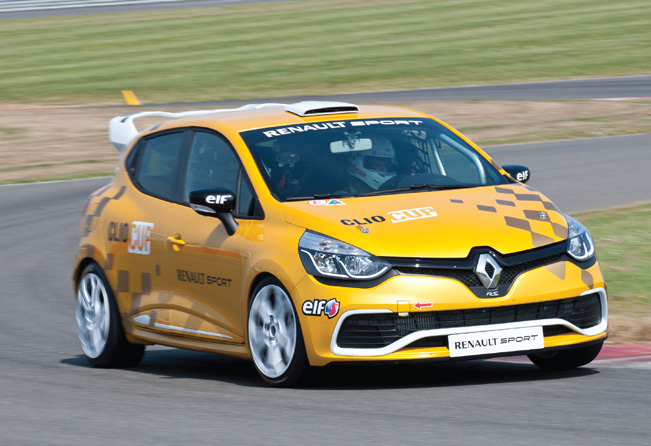 2014 Renault Clio Cup - Front Angle