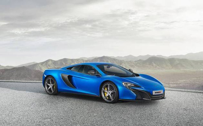 McLaren 650S - Side Angle