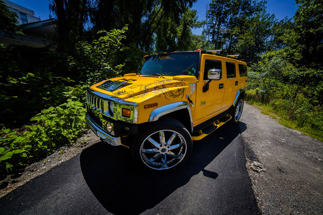 Hummer H2 By Vilner - Front Angle