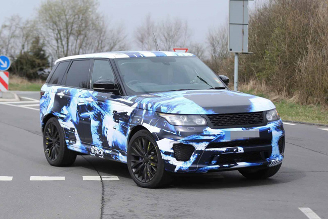 Jaguar-Range-Rover-Sport-SVR_651