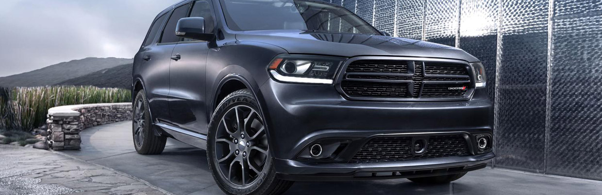 2015 Dodge Durango R/T Front and Side View